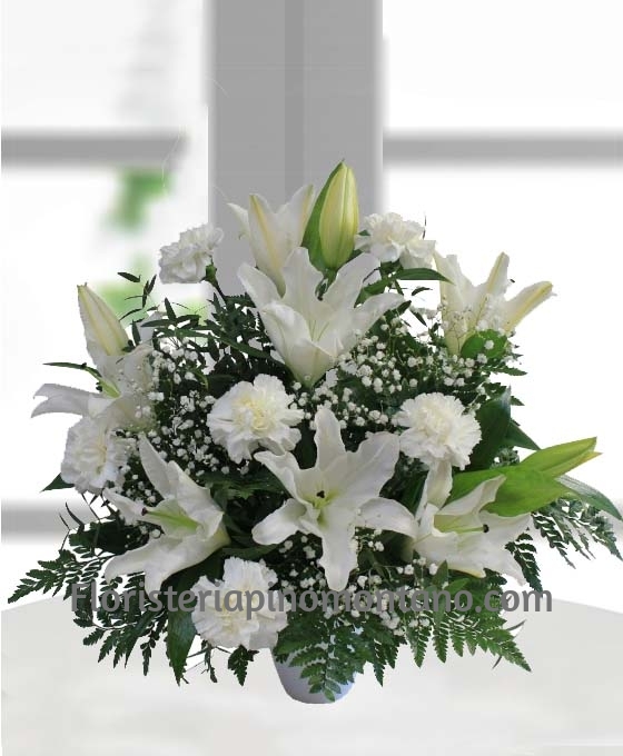 Centro de Flores blancas