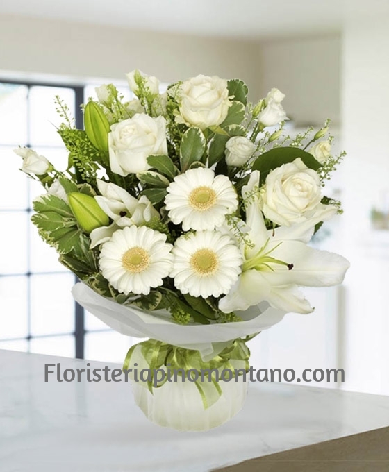 Ramo de flores variadas blancas